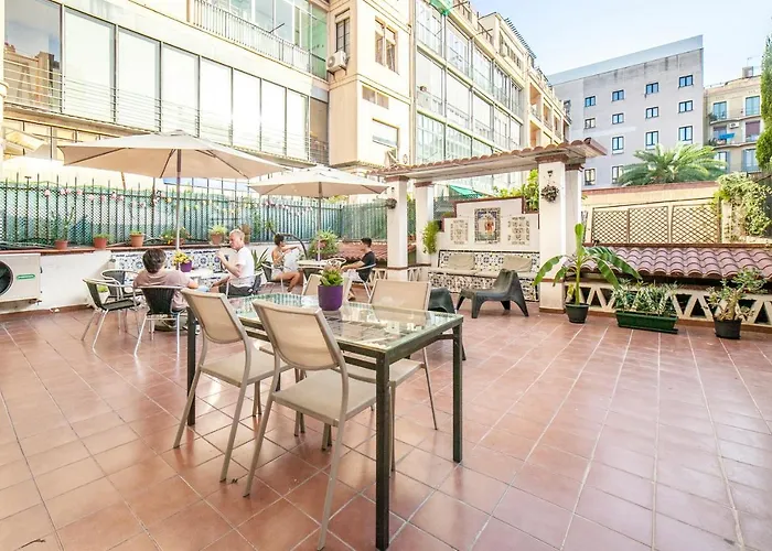 Vandrarhem Fabrizzios Terrace *