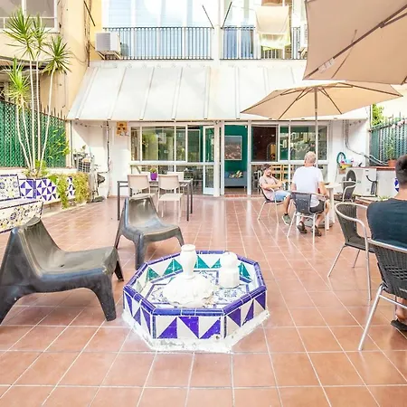 Fabrizzios Terrace Hostel