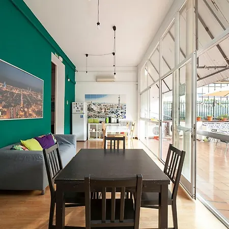 旅馆 Fabrizzios Terrace *