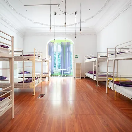 Fabrizzios Terrace Hostel