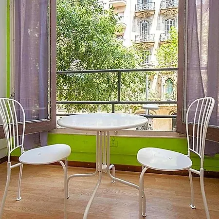호스텔 Fabrizzios Terrace 바르셀로나