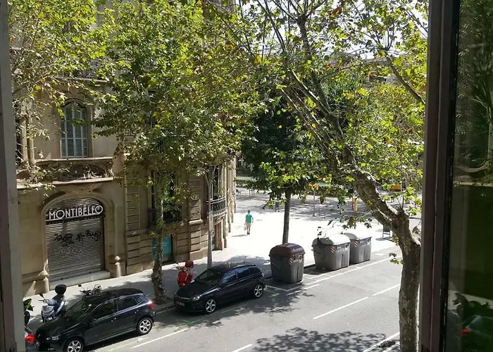 Fabrizzios Terrace Hostel *