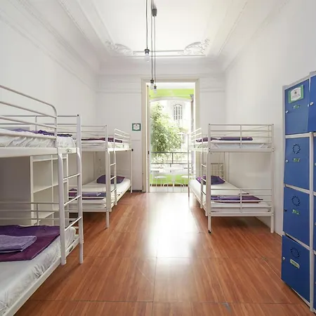 Hostel Fabrizzios Terrace Barcelona